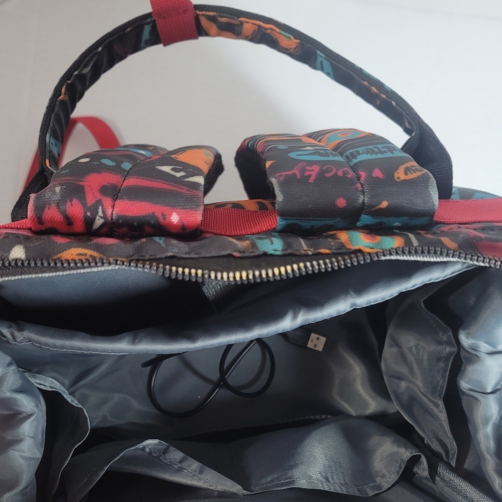 VSNOON   Backpack/ Tablet Case With USB CABLE   RARE! - Picture 11 of 11